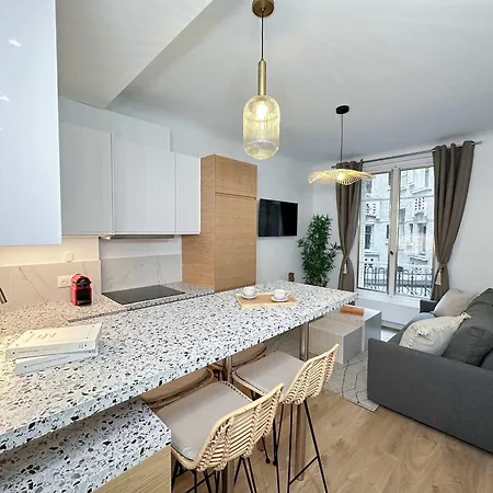 Apartment Porte De Versailles - Executive With Lift For 4